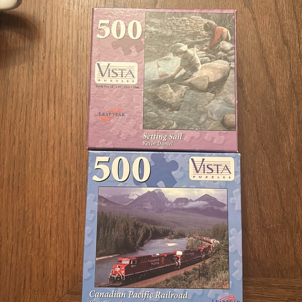 Vista 500 piece puzzles -lot of 2